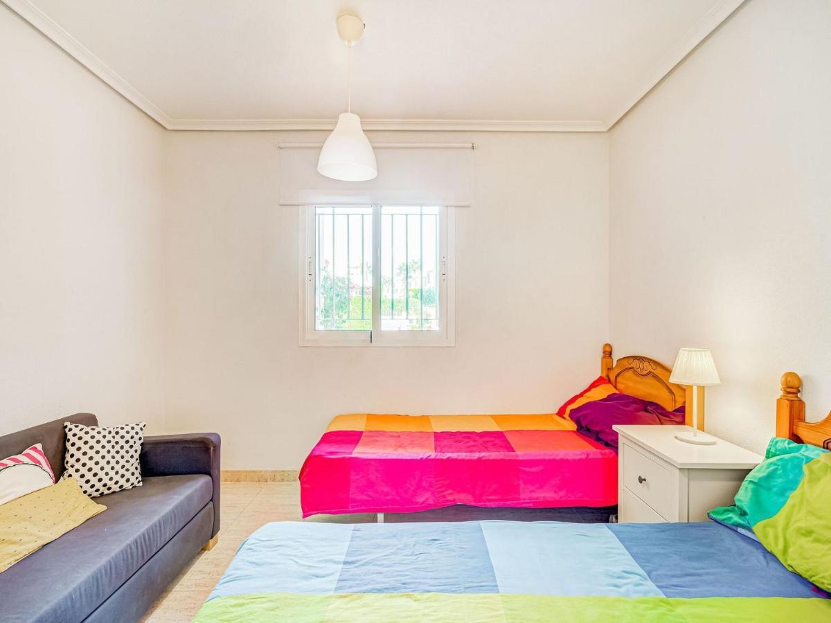 Belvilla By Oyo Lovely Bungalow With Swimming Pool Orihuela Exteriör bild