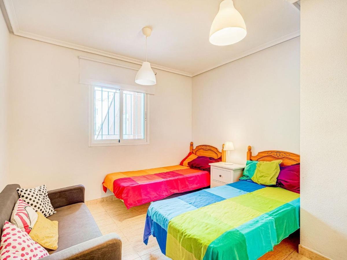 Belvilla By Oyo Lovely Bungalow With Swimming Pool Orihuela Rum bild