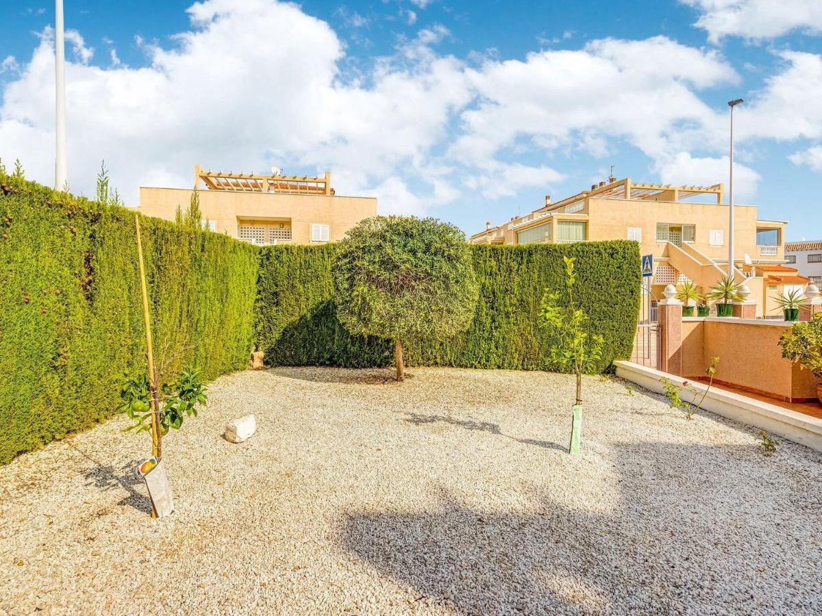 Belvilla By Oyo Lovely Bungalow With Swimming Pool Orihuela Rum bild