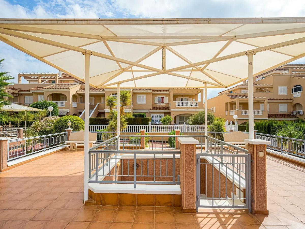 Belvilla By Oyo Lovely Bungalow With Swimming Pool Orihuela Exteriör bild